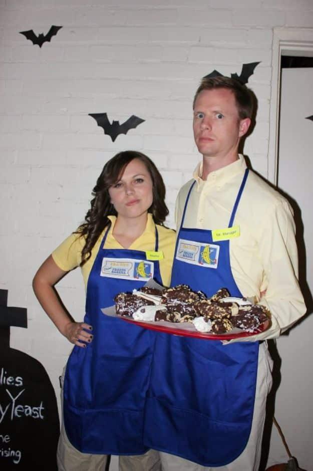 Arrested Development couples costume with pale yellow polos, khakis, blue banana stand aprons and name tags