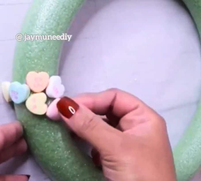Easy and Cheap DIY Valentine Wreath
