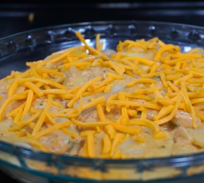 Cheesy Cheddar Bacon Scalloped Potatoes Recipe Instructions
