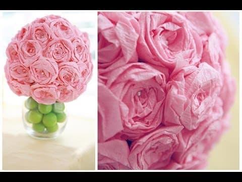 DIY Kissing Ball, quick enough to pull off the night before and worth making for the next big celebration
