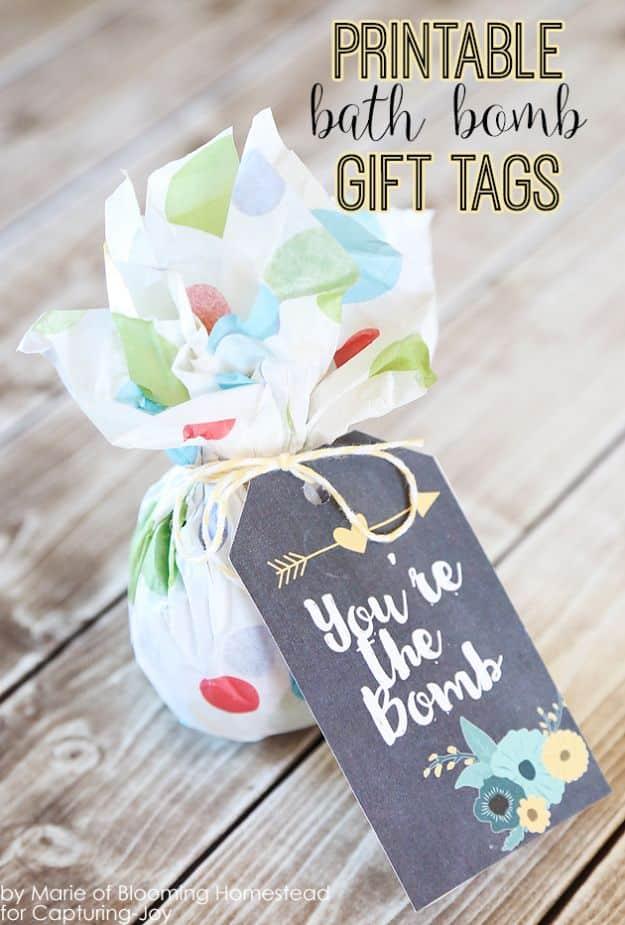 Bath Bomb Gift Tags, cheap enough to make a matching set for the family and a keepsake the recipient actually puts on display