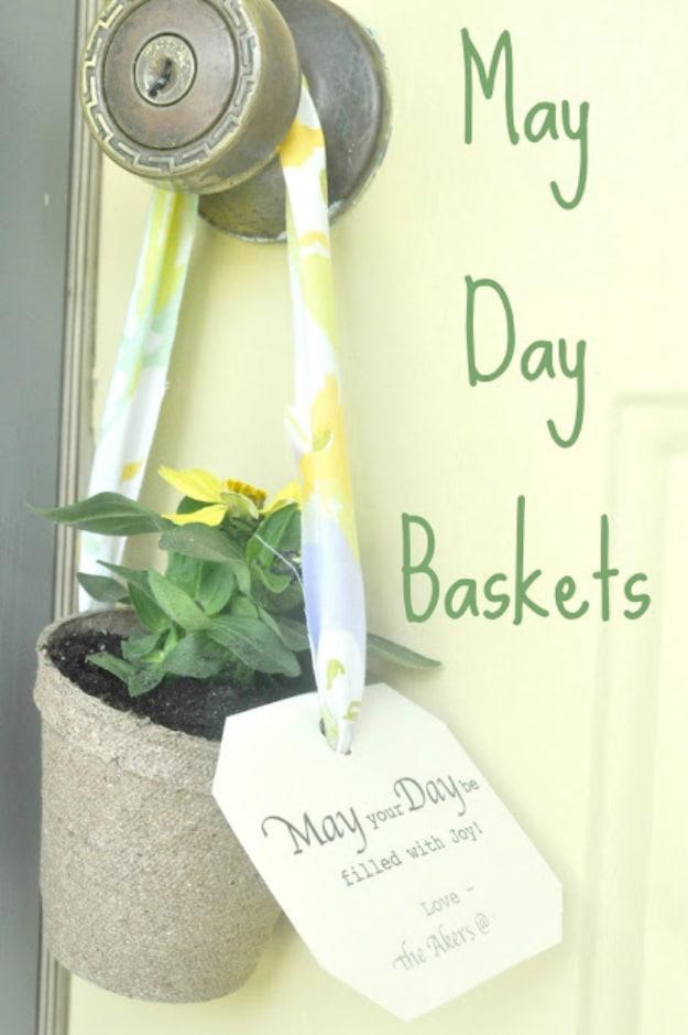 May Day Baskets, low pressure enough to try this weekend and a great fix using stuff you already have on a shelf