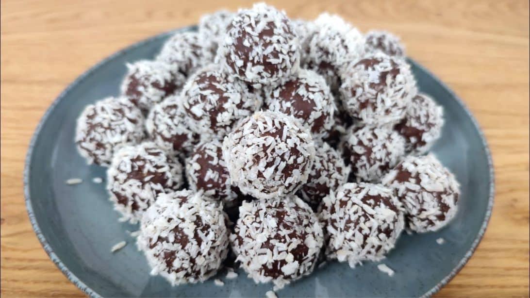 No-Bake Coconut Rum Balls