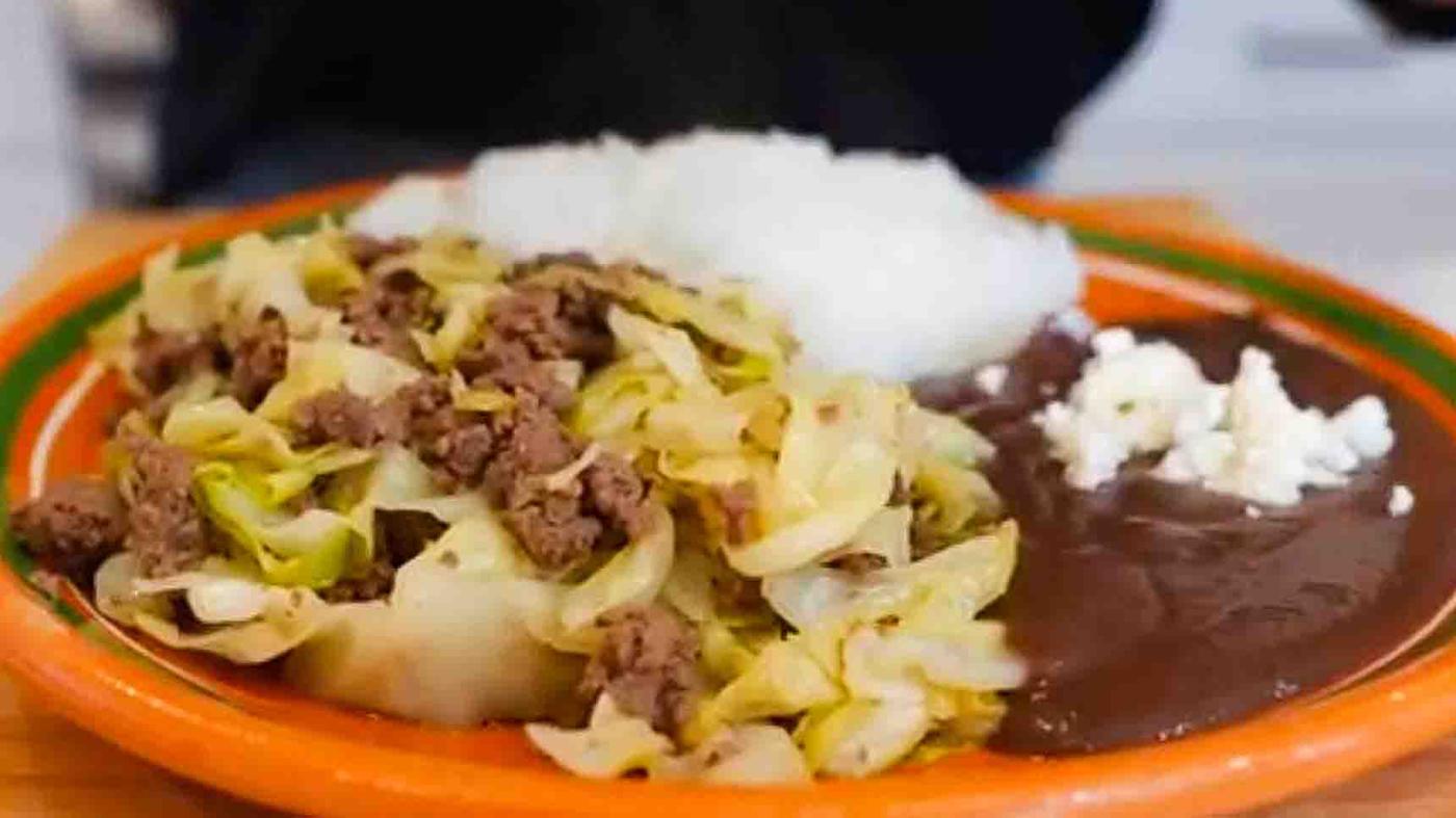 15-Minute Ground Beef and Cabbage Recipe