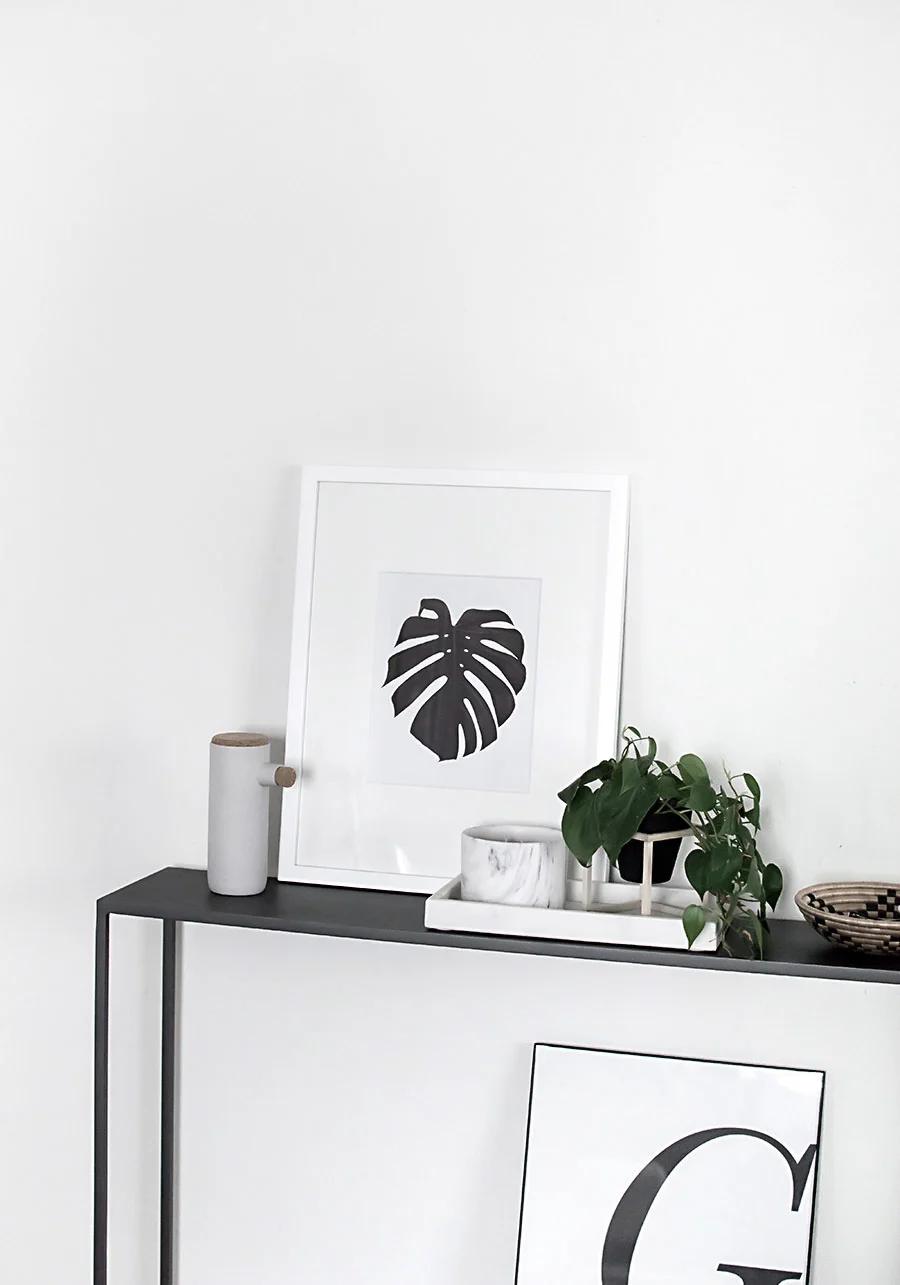 Monstera Leaf Free Printable Wall Art, quick to download and frame today and a look that photographs beautifully