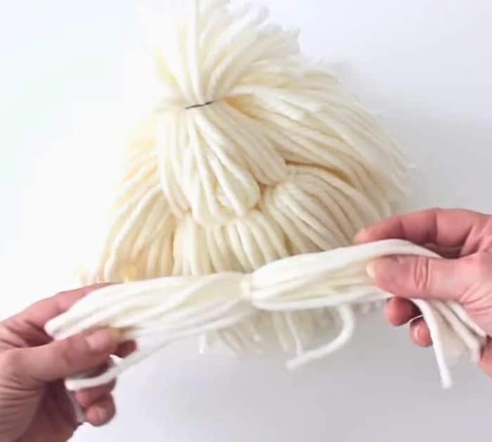 How to Make A Dog With Yarn