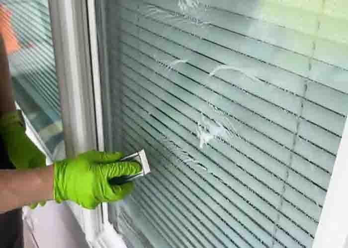 Removing tough spots from the window
