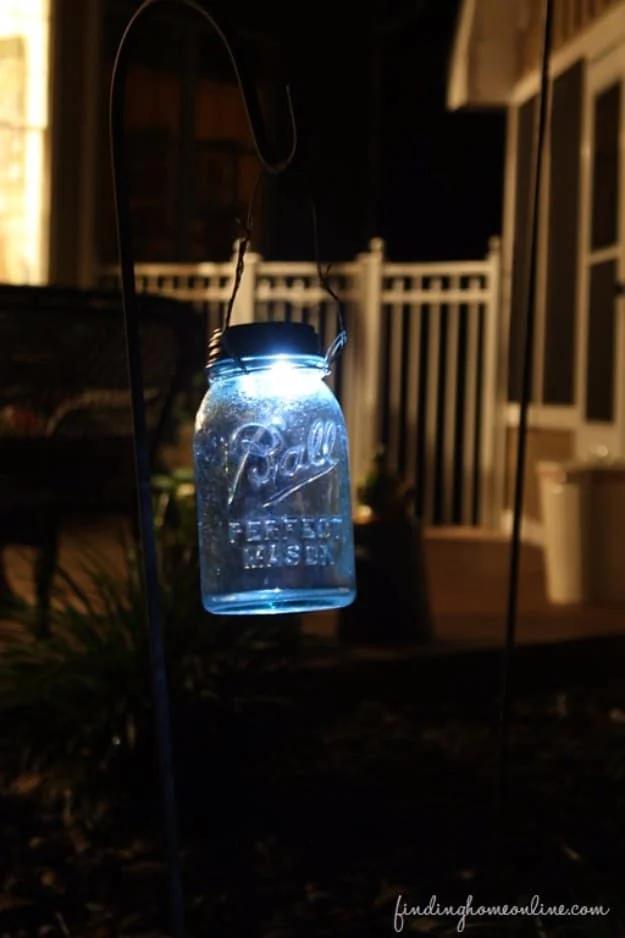 DIY Mason Jar Solar Light, a quick idea that comes together fast and a project worth trying this weekend