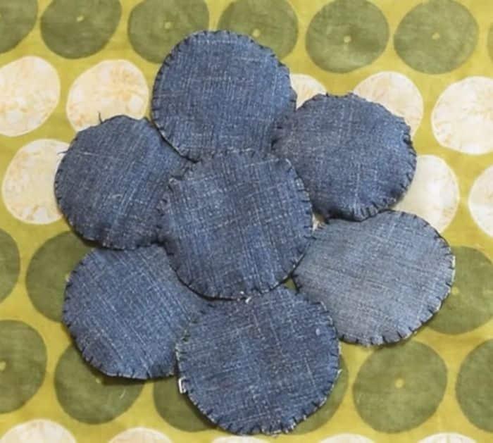 DIY Doormat Using Old Jeans Project
