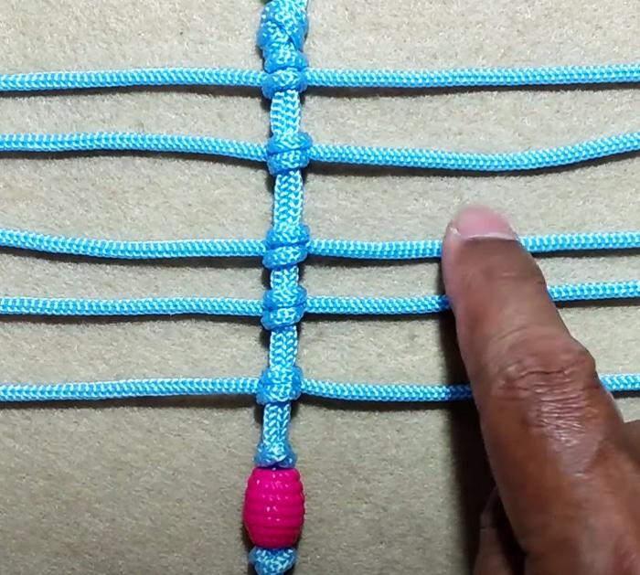 Keychain Ideas - Macrame Crafts - Stocking Stuffer Ideas
