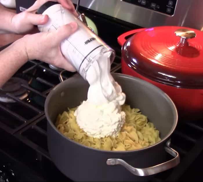 Easy Ground Beef Noodle Casserole