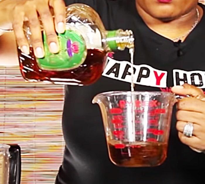 Apple Puckers Cocktail - Crown Royal Apple Recipe - Fall Cocktail Recipe
