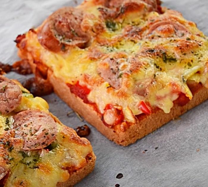 Bake Buttered Bread With Pizza Ingredients On Top For A Snack