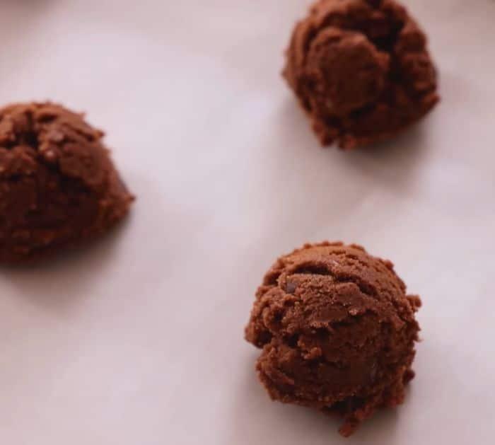 Amazing Hot Chocolate Cookies Recipe