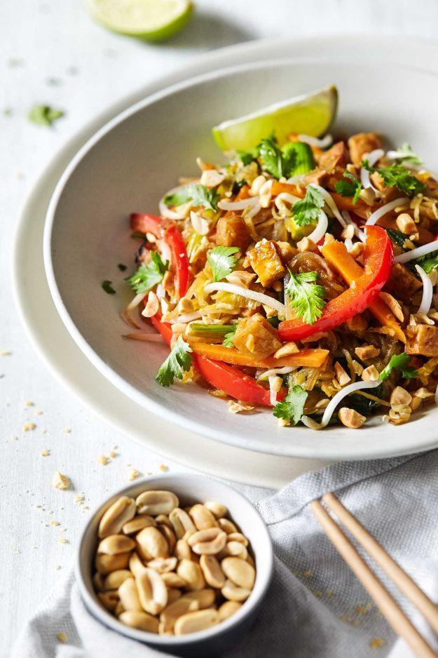 Veggie Noodle Recipes - Spaghetti Squash Pad Thai - How to Cook With Veggie Noodles - Healthy Pasta Recipe Ideas - How to Make Veggie Noodles With Carrots and Zucchini - Vegan, Veg