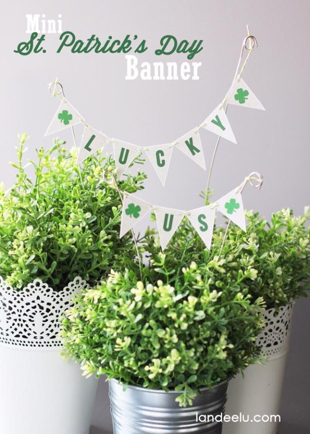 Mini St. Patrick's Day Banner