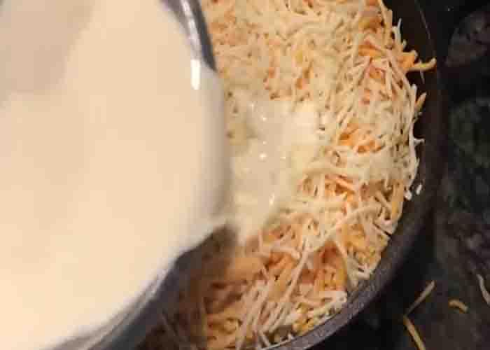 Assembling the baked mac n cheese