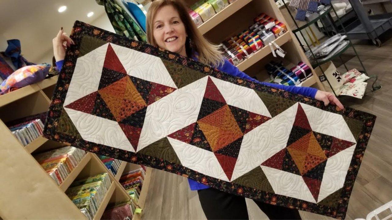 Easy Shining Star Table Runner Quilt Tutorial
