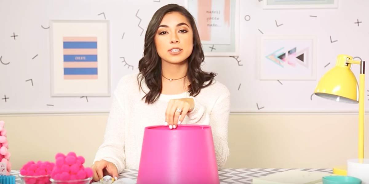 What She Does To This Lampshade, In Only 3 Minutes, Will Make You Want One!