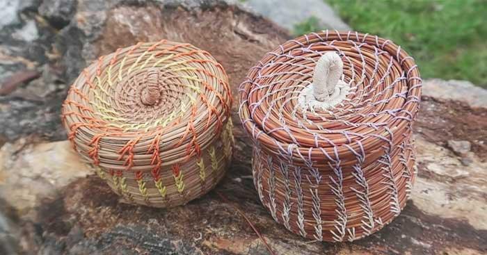 How To Make A Basket With Pine Needles