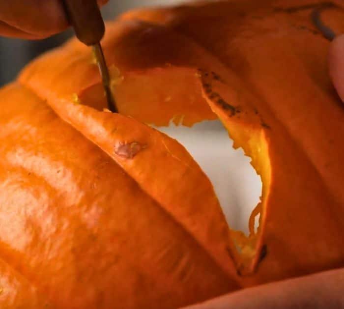 How to Carve a Pumpkin