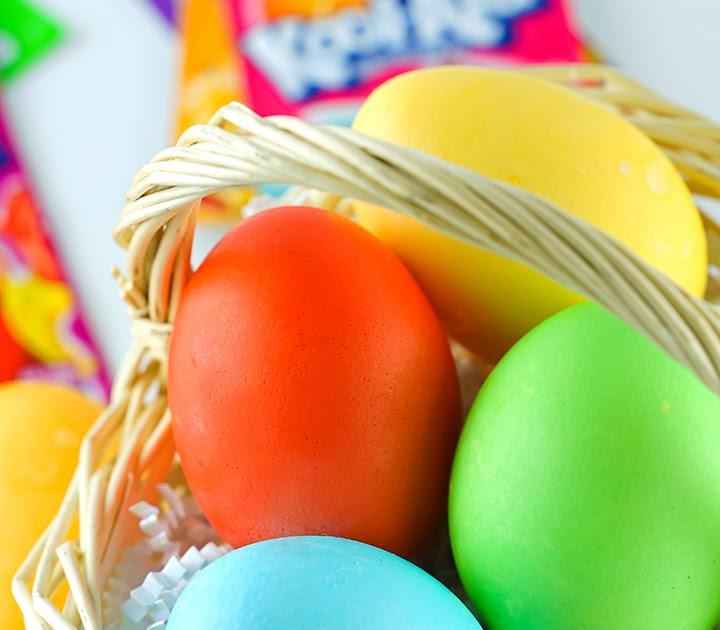 Easter egg decorating ideas - kool-aid dyed easter eggs, easy egg dyeing tutorial