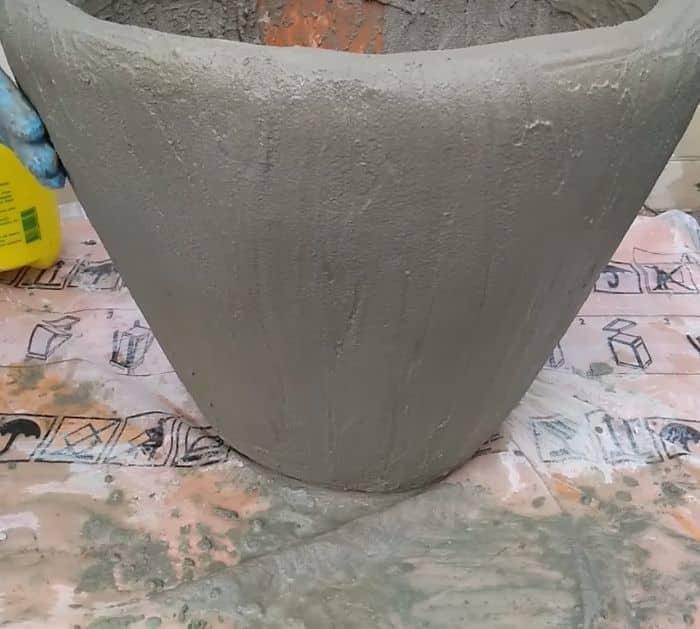 How to Make a Cement Pot