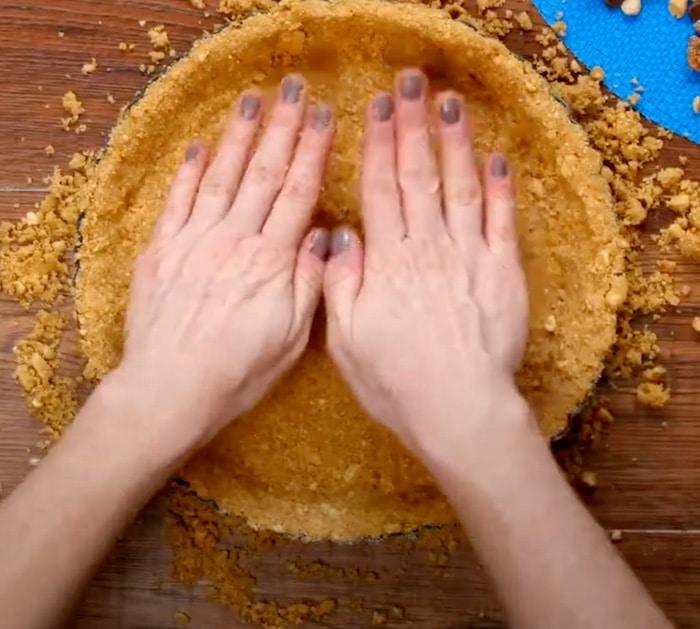no bake snickers pie ingredients