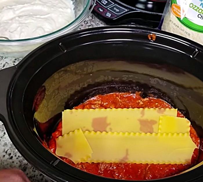 Learn To Make this Easy Crockpot Lasagna Recipe