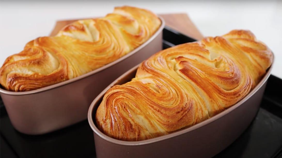 Easy Puff Pastry Butter Bread Loaf