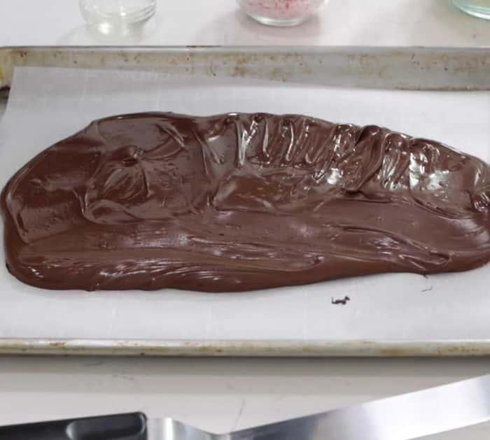 Easy To Make Peppermint Bark