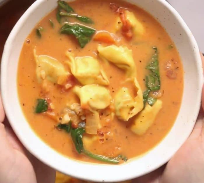 Easy To Make Slow Cooker Creamy Tortellini Soup