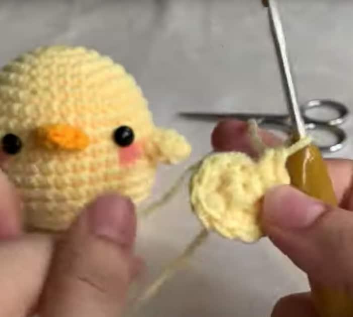 materials for crochet chicken
