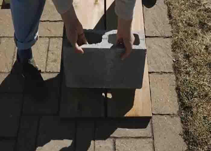 Assembling the no screw beginner bench