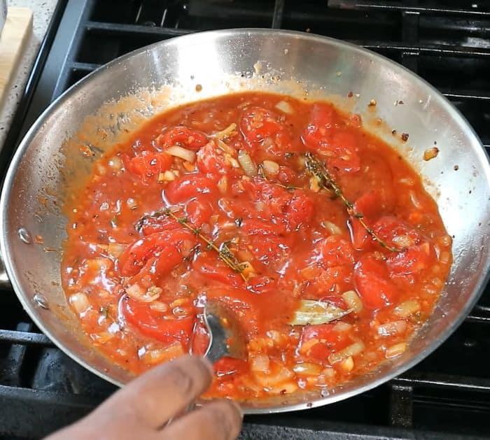 Easy Okra and Tomato Stew Ingredients