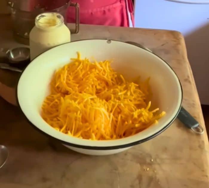 How to Cook Delicious Pimento Cheese Recipe