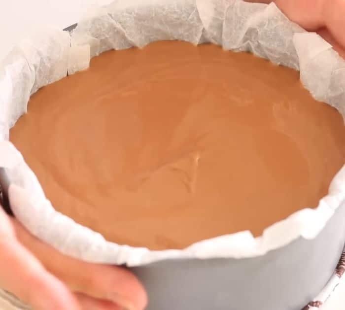 6-Ingredient Spanish Baked Cheesecake Dessert