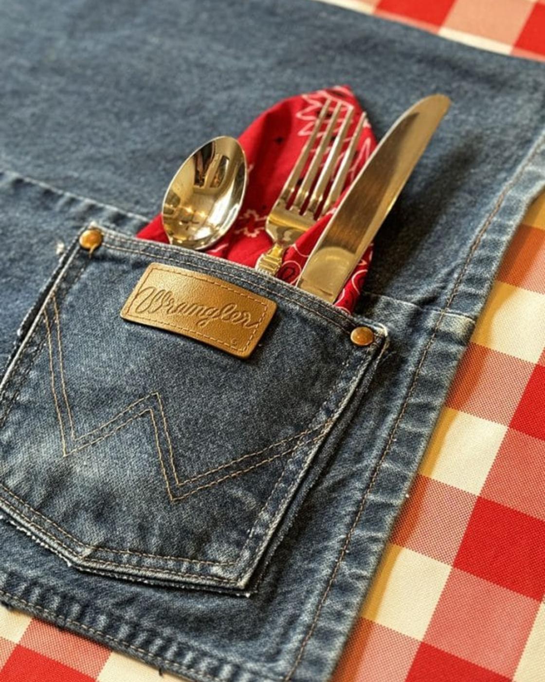 25 And Cheap Gift — 21. denim placemat