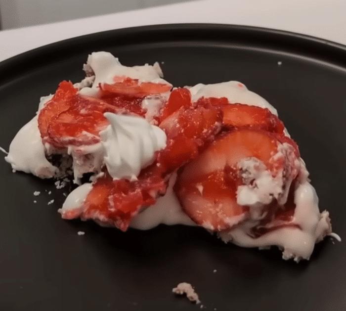 Easy Strawberry Jell-O Dessert Recipe