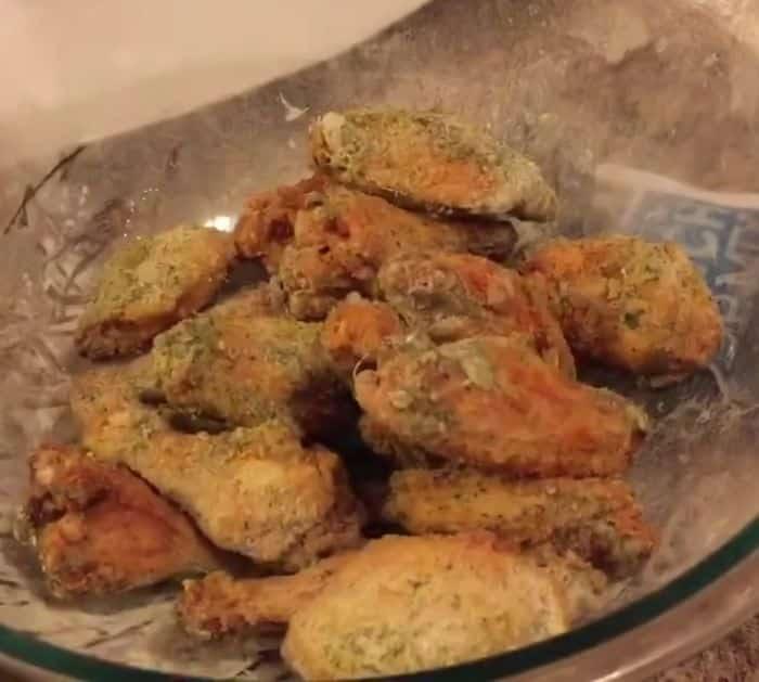 How To Make Crispy Ranch Chicken Wings