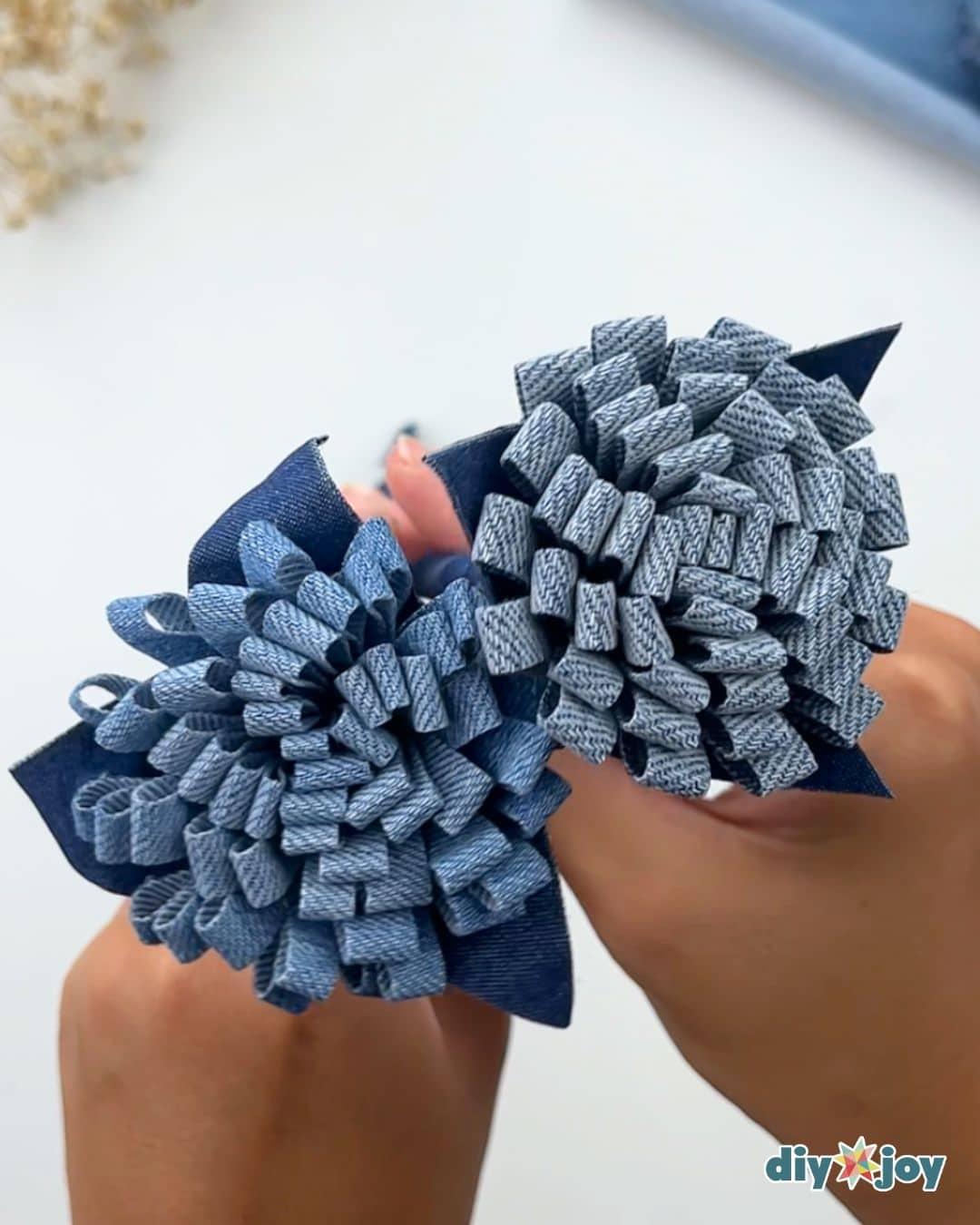 Homemade Denim Flowers From Old Jeans — done