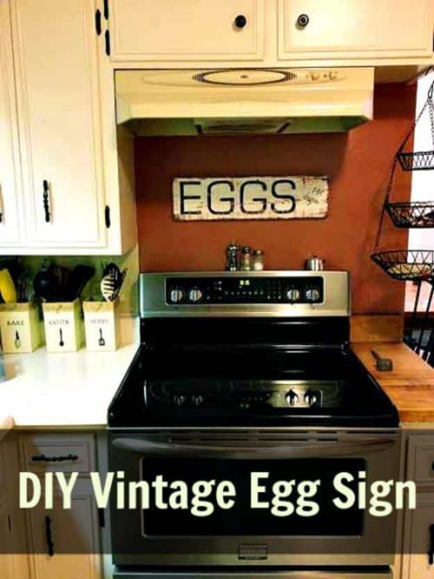 DIY Vintage Signs - DIY Vintage Egg Sign - Rustic, Vintage Sign Projects to Make At Home - Creative Home Decor on a Budget and Cheap Crafts for Living Room, Bedroom and Kitchen - P