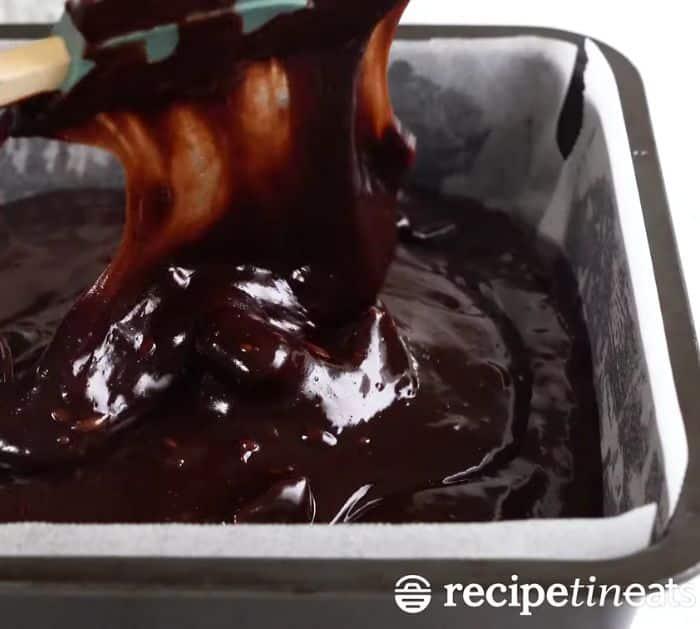 Easy Fudgy Chocolate Brownies Recipe