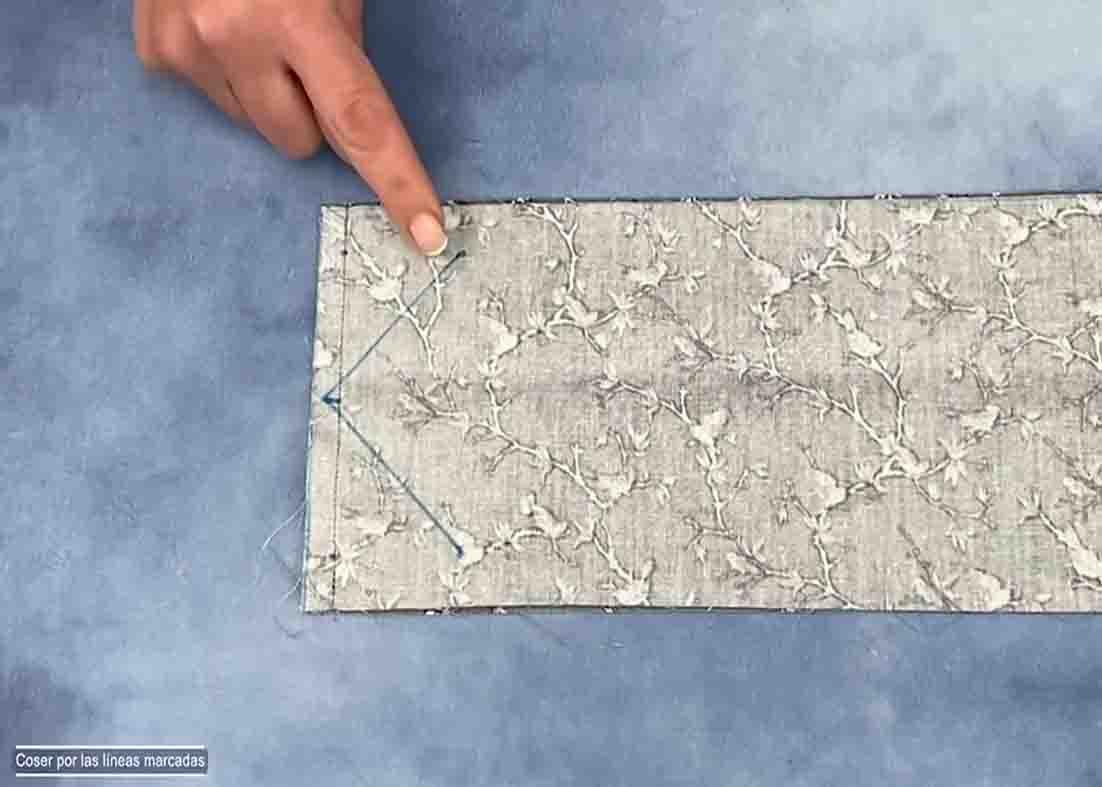 Marks to be sewn for the bath rug