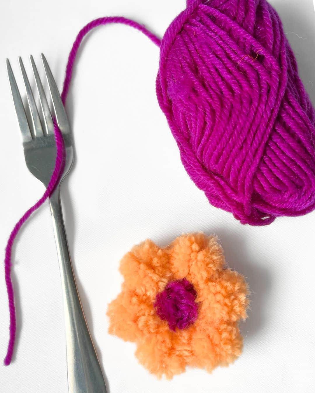 Pom Pom Flowers Fork