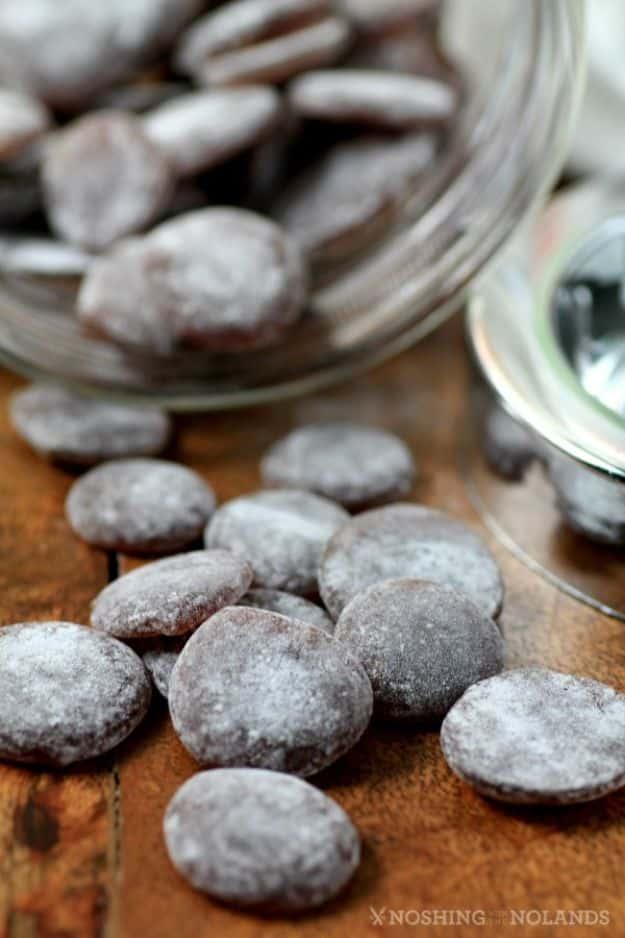 DIY Cough Candies, a home remedy, quick to put together in an afternoon and a sweet finishing touch for any gift