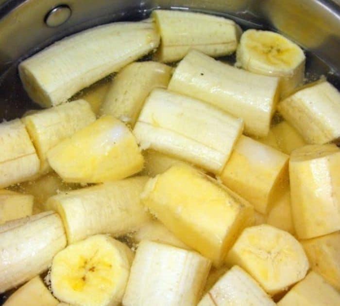 How to Make Banana Tea For Restful Sleep ingredients