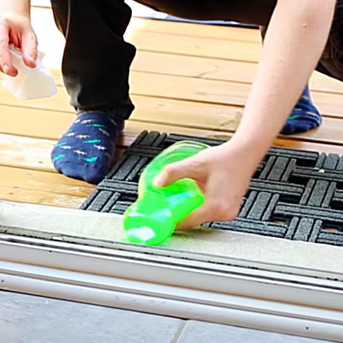 Use Dish Soap To Clean The House - Dish Soap Hacks - Kitchen Hacks