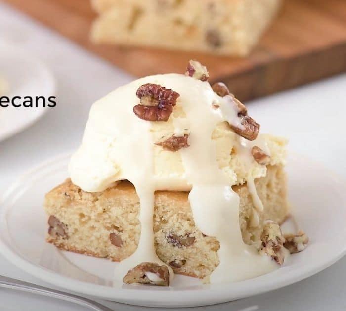 How to Make Applebee's Maple Blondie