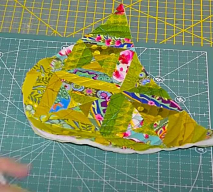 Make patchwork shoes with quilted soles